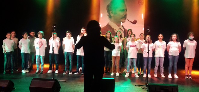 Les élèves de Canet chantent Brassens (photos Michel Trihoreau)