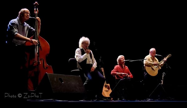 Bernard Baudriller, Jean-Louis Jossic, Jean-Paul Corbineau, Jean Chocun : pour une soirée unique, le Tri Yann d'anthologie ! (photos zzphot.com)