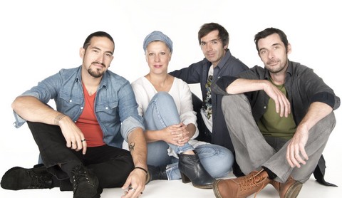Romain Garcia (batterie), Sophie, David Granier (basse) et Alx (photo ji-fotoloft)