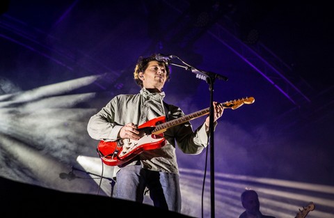 Raphaël sur la scène de Namur (photos Christophe Dehousse)