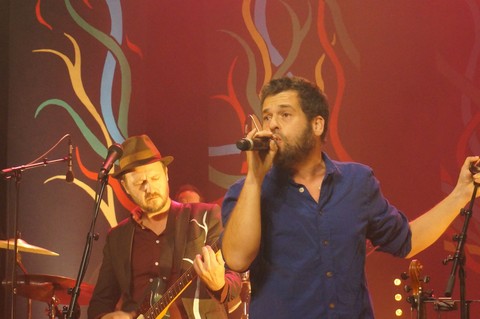 Debout sur le zinc (photos Annick Delperdange)