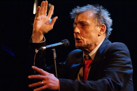 Allain Leprest à la Salle des Rancy, Lyon, janvier 2010 (photo Robert Dubost)