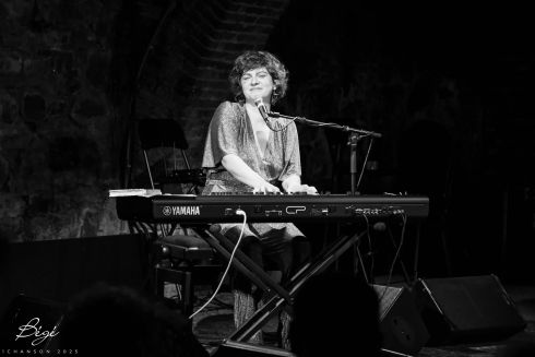 Julie Lagarrigue Photos Bégé